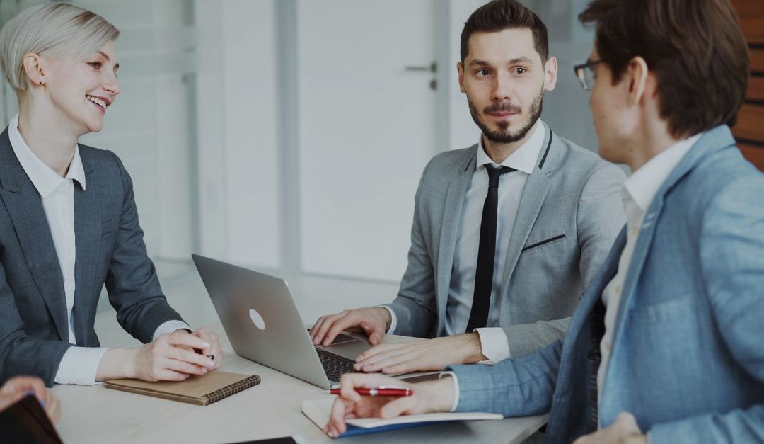 Sales enablement B2B: cómo alinear marketing y ventas para acelerar el pipeline